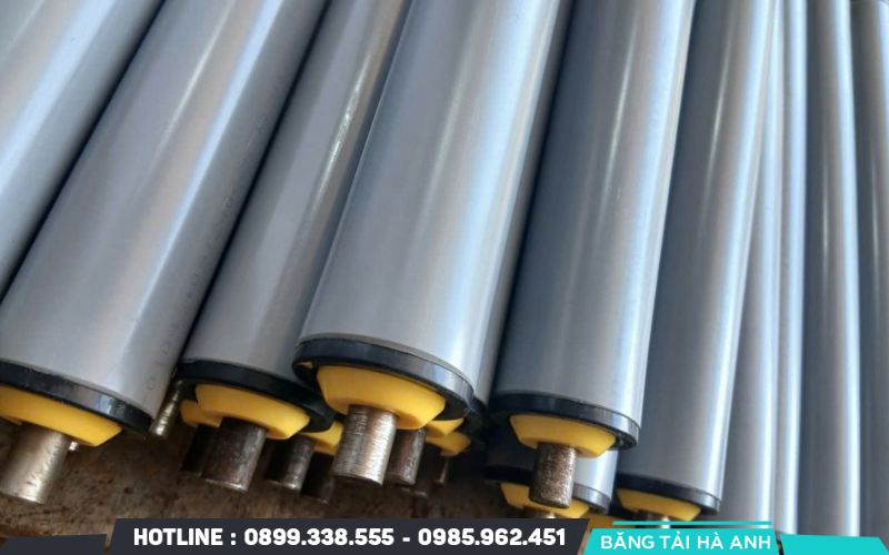 Con lăn nhựa sở hữu nhiều đặc tính lý hóa vượt trội giúp tối ưu hóa quy trình sản xuất