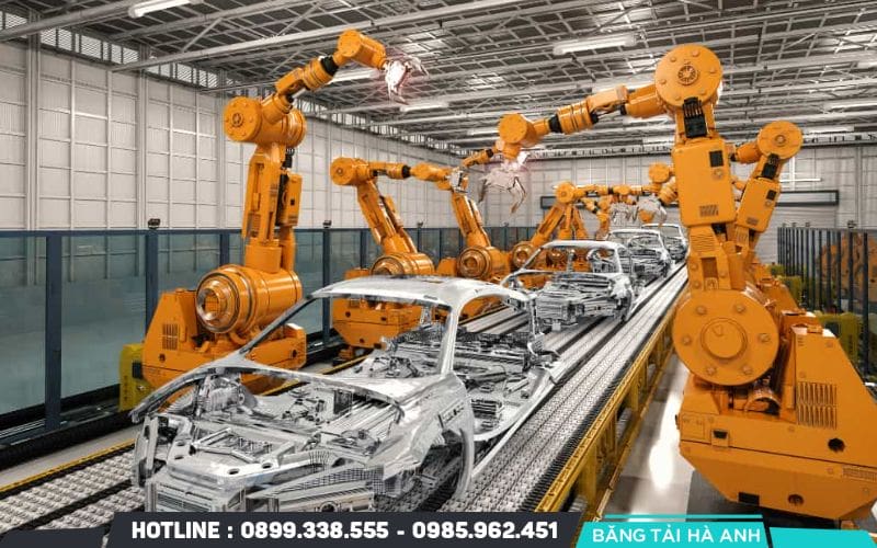 Robot là trung tâm xử lý các thao tác kỹ thuật phức tạp thay thế bàn tay con người