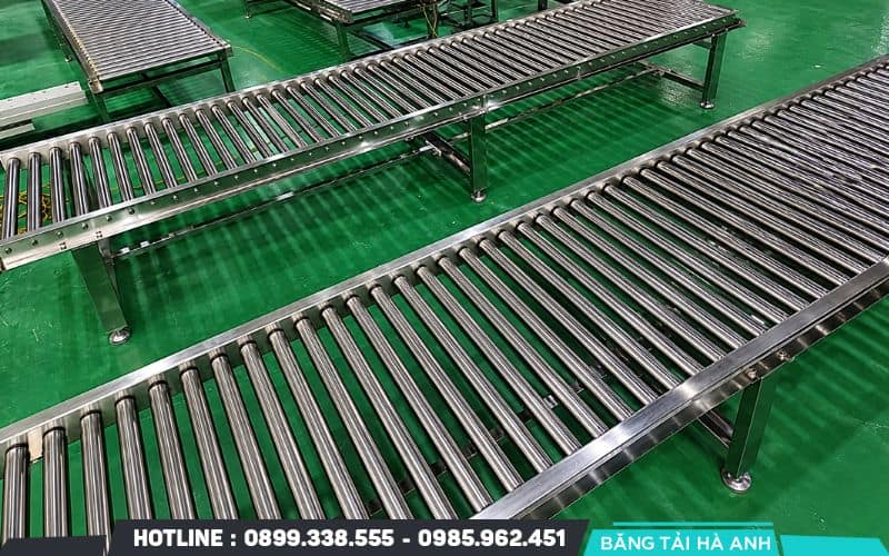 Băng tải con lăn inox là sự lựa chọn hàng đầu cho các không gian đòi hỏi tính khử khuẩn