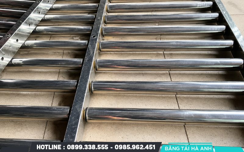 Băng tải con lăn inox mang lại giá trị sử dụng lâu dài
