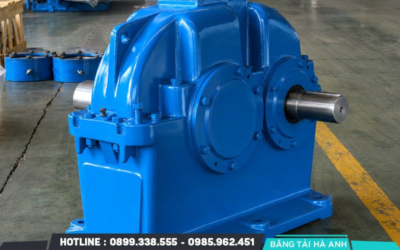 Hộp số giảm tốc bánh răng trụ