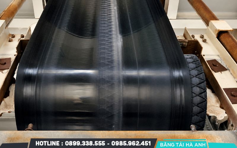 Tiếng ồn thường phát ra từ các vòng bi con lăn bị khô mỡ hoặc đã bị hỏng hoàn toàn