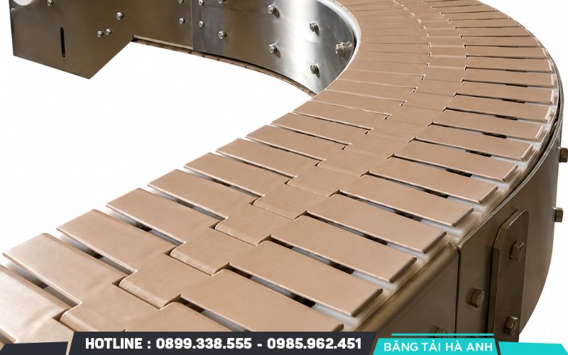 Xích băng tải thép là loại xích tải có kết cấu cực kỳ bền vững, khả năng chịu lực kéo lớn