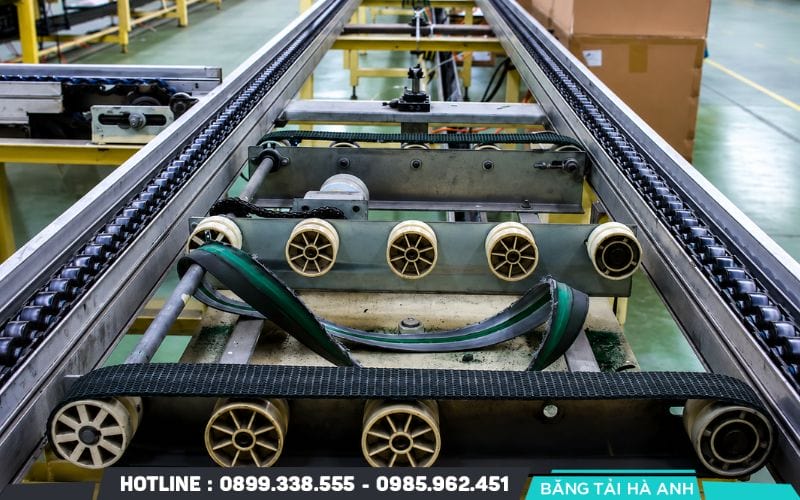 Môi trường vận hành ảnh hưởng trực tiếp đến khả năng duy trì tính năng của dầu mỡ bôi trơn