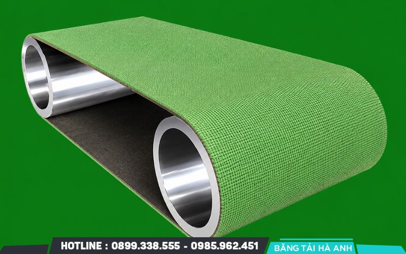Việc xác định chính xác chiều dài dây băng tải là bước quan trọng trong quá trình thiết kế, chế tạo và lắp đặt hệ thống băng tải