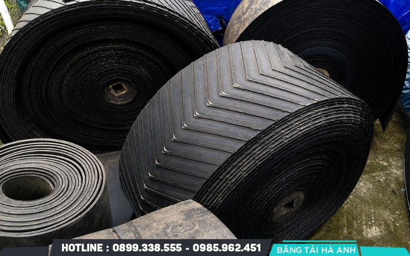 Giá bán cần tương xứng với chất lượng sản phẩm, dịch vụ kỹ thuật và chế độ hỗ trợ đi kèm