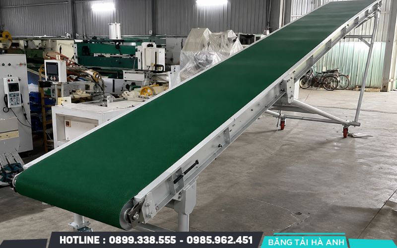 Băng tải PVC đáp ứng tốt nhu cầu vận chuyển hàng hóa trong nhiều môi trường sản xuất