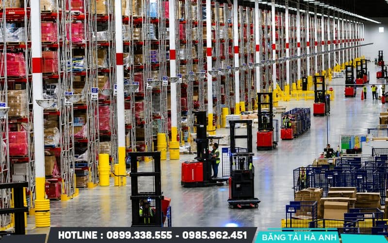 Kho thông minh là mô hình quản lý kho ứng dụng công nghệ tự động hóa và hệ thống quản lý hiện đại