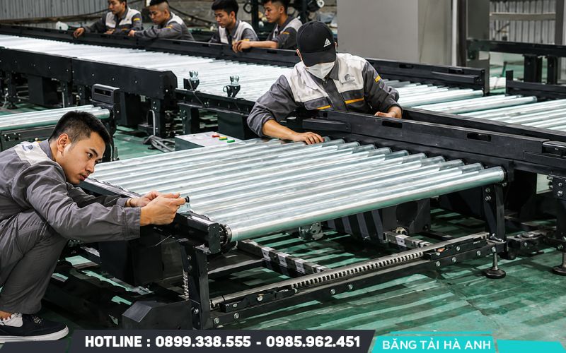Vệ sinh, bôi trơn và thay thế linh kiện hao mòn