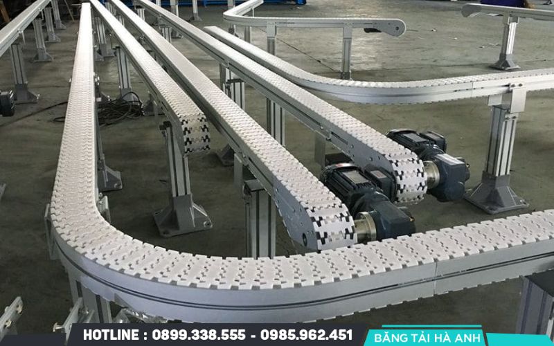 Xích nhựa kém chất lượng thường sử dụng vật liệu có độ cứng thấp, khả năng chịu tải không ổn định