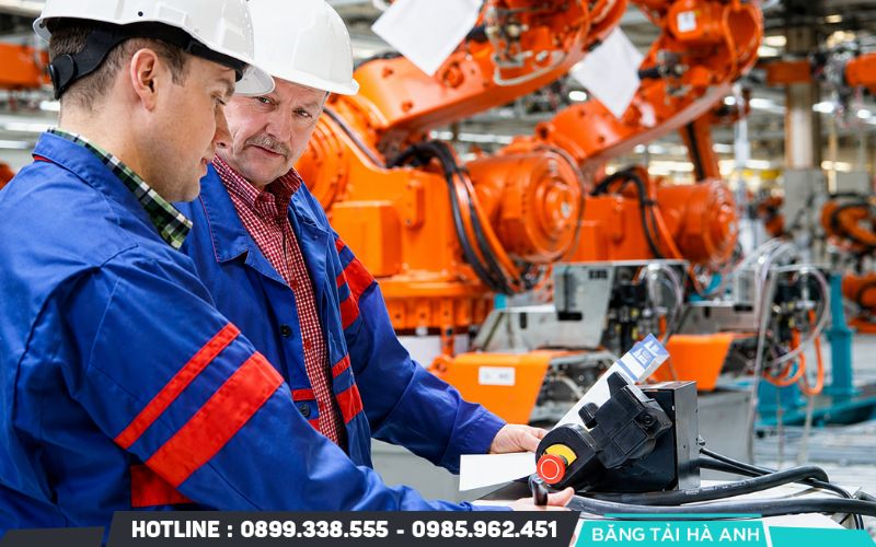 Hiệu quả của hệ thống băng tải phụ thuộc không chỉ vào thiết bị mà còn vào năng lực của đội ngũ vận hành