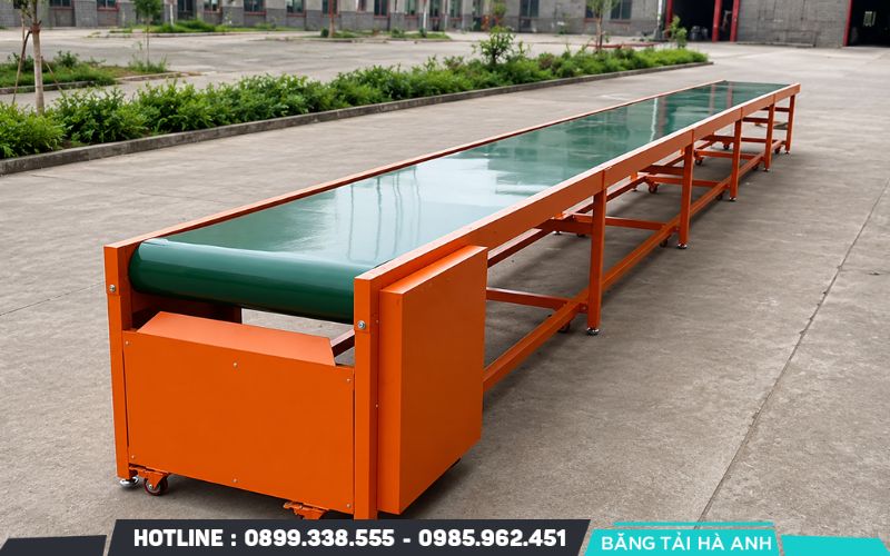 Băng tải PVC phù hợp với hàng hóa và vật liệu có tải trọng nhẹ đến trung bình