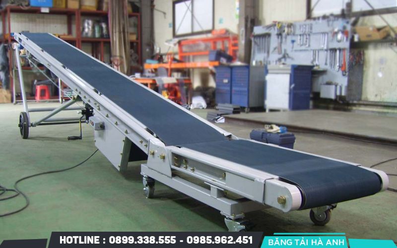 Băng tải cao su không phù hợp để vận chuyển vật liệu ó kích thước siêu nhỏ hoặc linh kiện điện tử tinh xảo