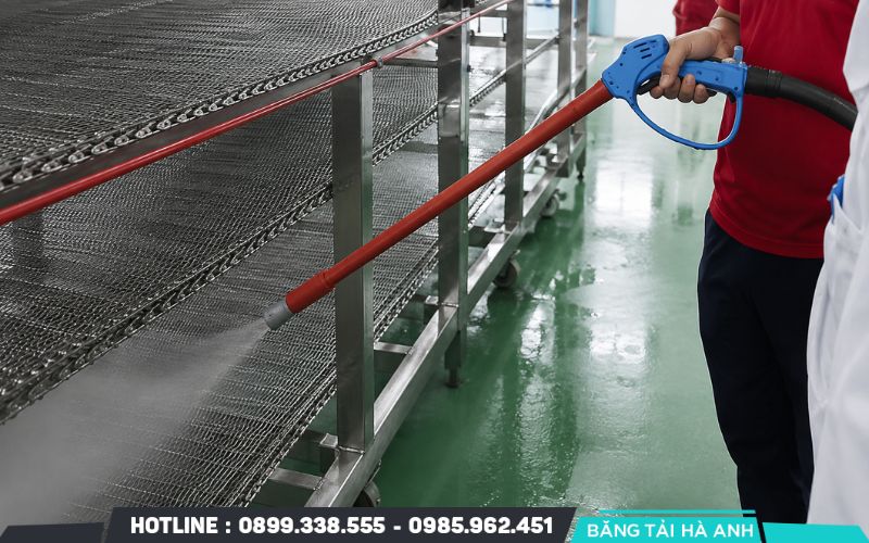 Băng tải dễ vệ sinh giúp rút ngắn thời gian dừng máy trong mỗi chu kỳ làm sạch