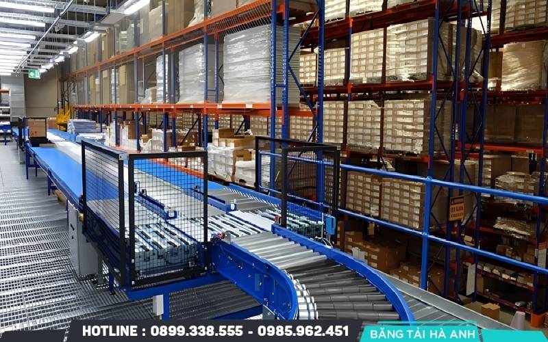 Băng tải tạo ra dòng vận chuyển liên tục và có tính ổn định cao
