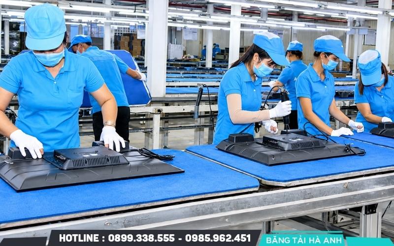 Nhân công vẫn phù hợp với những công việc cần sự linh hoạt, thay đổi vị trí thường xuyên