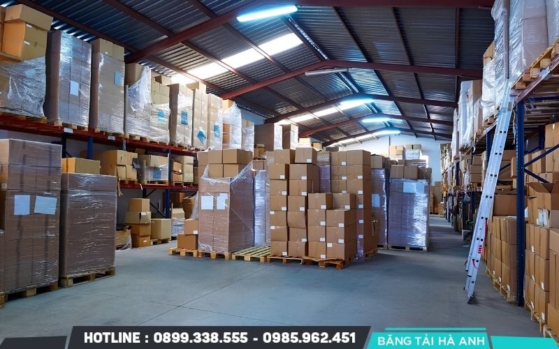 Doanh nghiệp vừa và nhỏ cần cân nhắc kỹ lưỡng các mặt tích cực và hạn chế của mô hình kho truyền thống