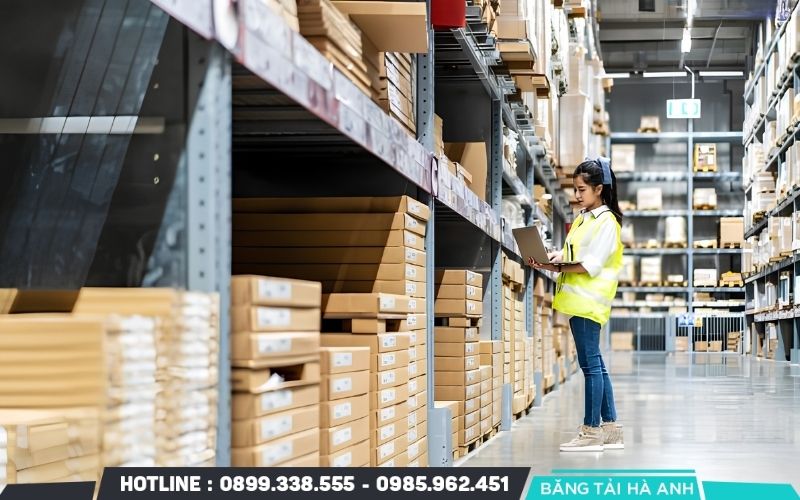 Quy mô doanh nghiệp vừa và nhỏ có thể ưu tiên dùng kho truyền thống