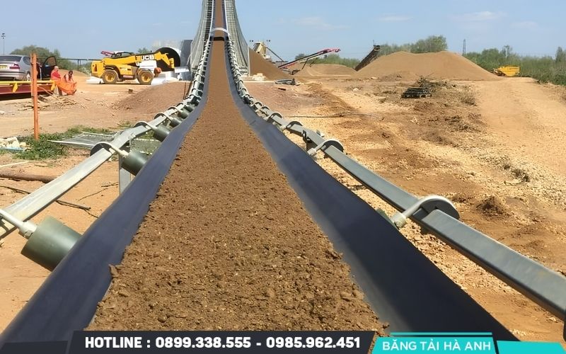 Tải trọng quyết định khả năng chịu tải của băng tải trong quá trình vận hành