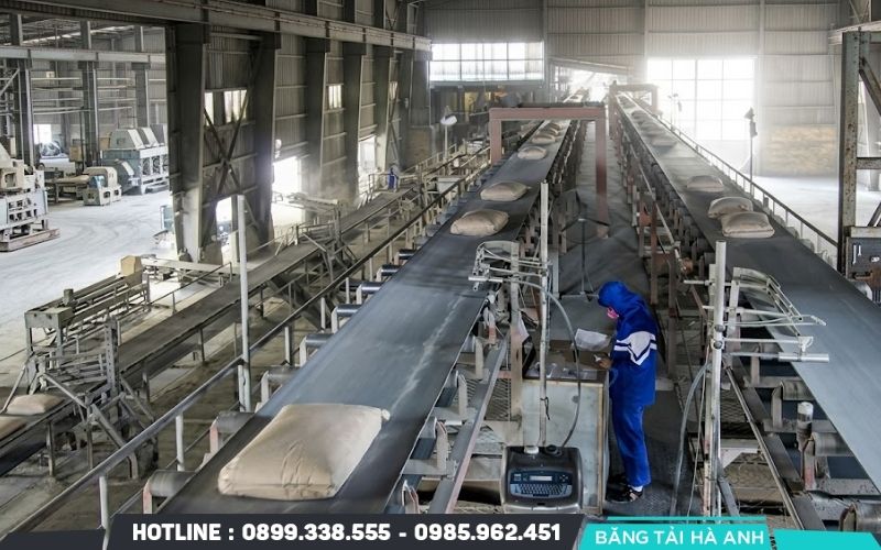 Hệ thống truyền động cần được kiểm tra theo lịch bảo dưỡng phù hợp với tần suất vận hành