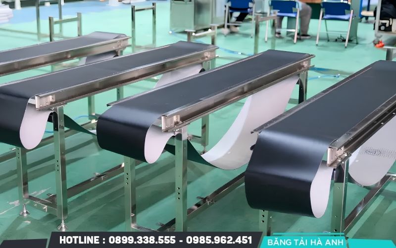 Doanh nghiệp cần kiểm tra tình trạng khung đỡ, mối hàn, con lăn, ổ trục và các bộ phận chịu lực trước khi quyết định giữ lại