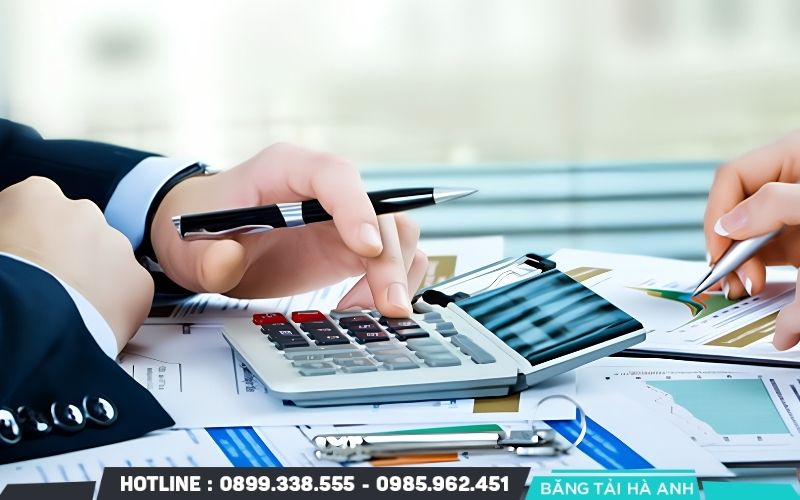 Bản dự toán cần thể hiện chi phí vật tư, thiết bị, nhân công, lắp đặt và chạy thử