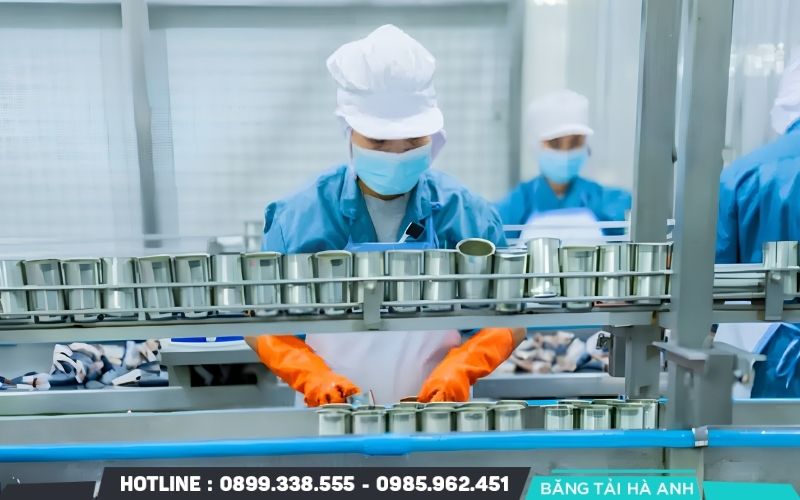 Điểm nghẽn trong dây chuyền sản xuất là công đoạn, thiết bị hoặc nguồn lực có năng lực xử lý thấp hơn nhu cầu chung