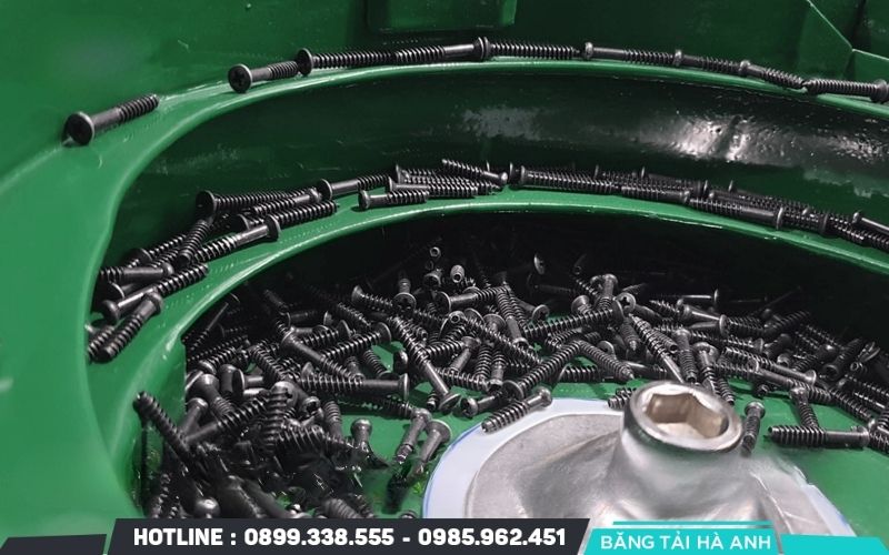Dựa trên kết quả khảo sát, kỹ sư lựa chọn phương án cấp phôi phù hợp với đặc điểm sản phẩm