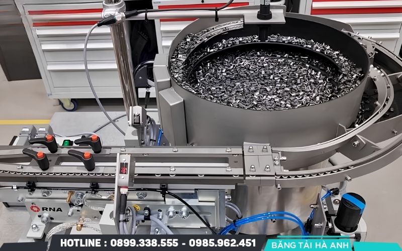 Doanh nghiệp cần xác định lượng nguyên liệu mà dây chuyền sử dụng trong một đơn vị thời gian