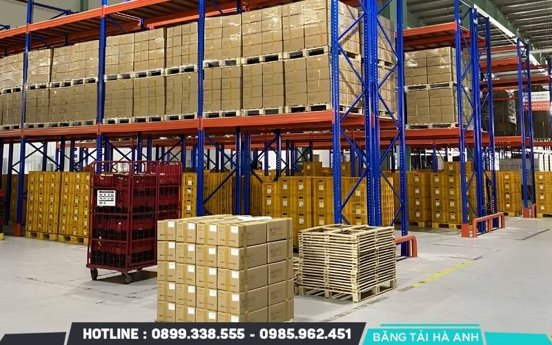 Nhà máy cần phân luồng di chuyển và kiểm soát điểm giao cắt